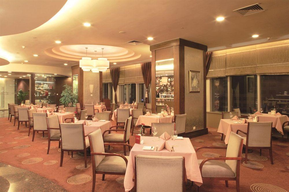World Trade Hotel Taiyuan Extérieur photo